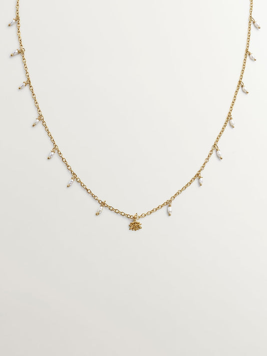 Collar de plata 925 bañada en oro amarillo de 18K con perlas de río y flor de loto
